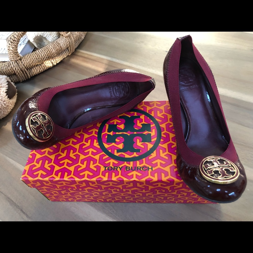 Tory Burch dark red wedge Size 35/US5